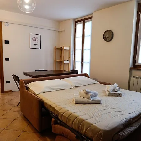 - A Due Passi Dalle Piste Apartament *